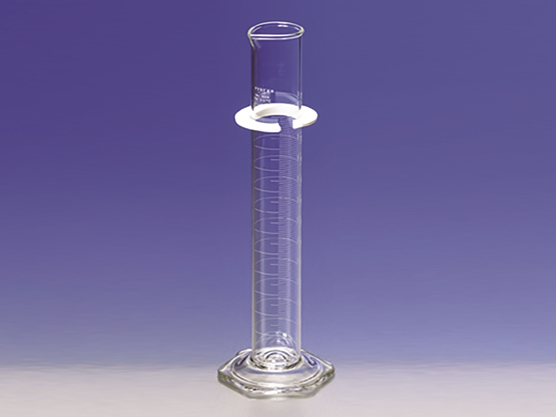 PYREX® Single Metric Scale Graduated Cylinders